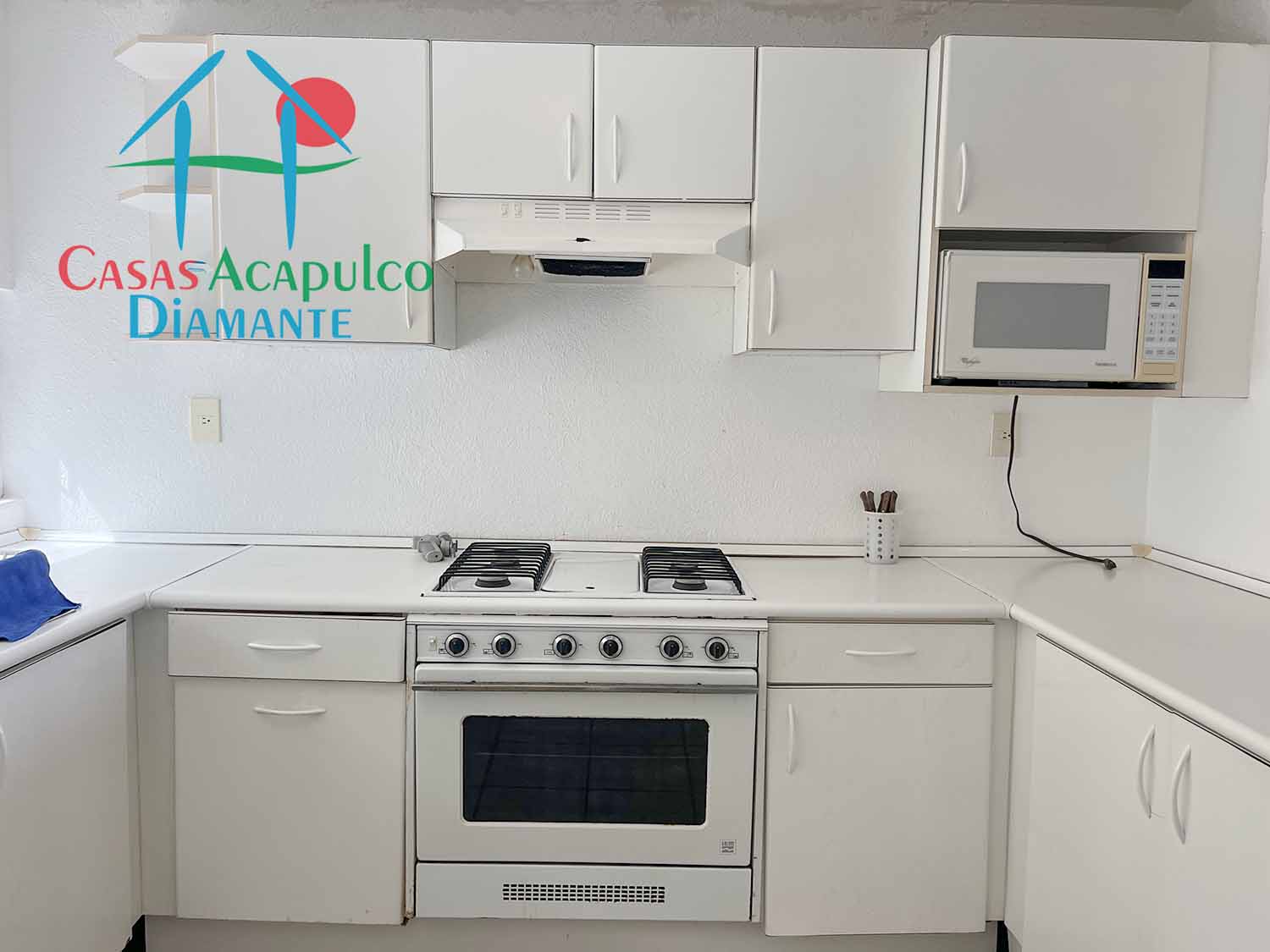 Brisas Diamante T6 183 - Cocina 4